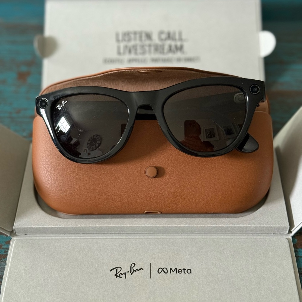 Ray-Ban Black Sunglasses with Meta Collaboration